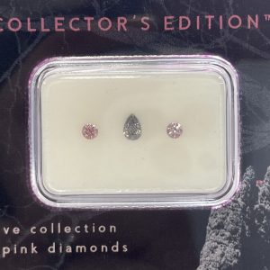 2 x Round Brilliant & Blue Pear collectors edition