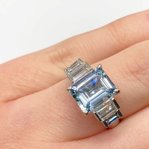 2Ct Emerald cut Aquamarine ring, Aquamarine three stone ring, natural -  Giliarto